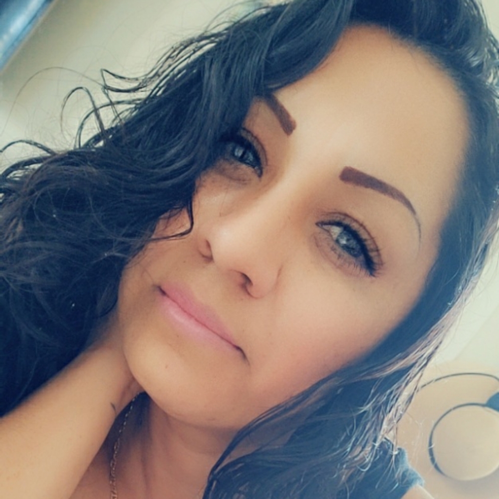 Meet your Posher, Angie
